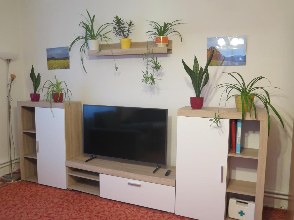 Apartman Hruba Skala Apartament Hruba Skala