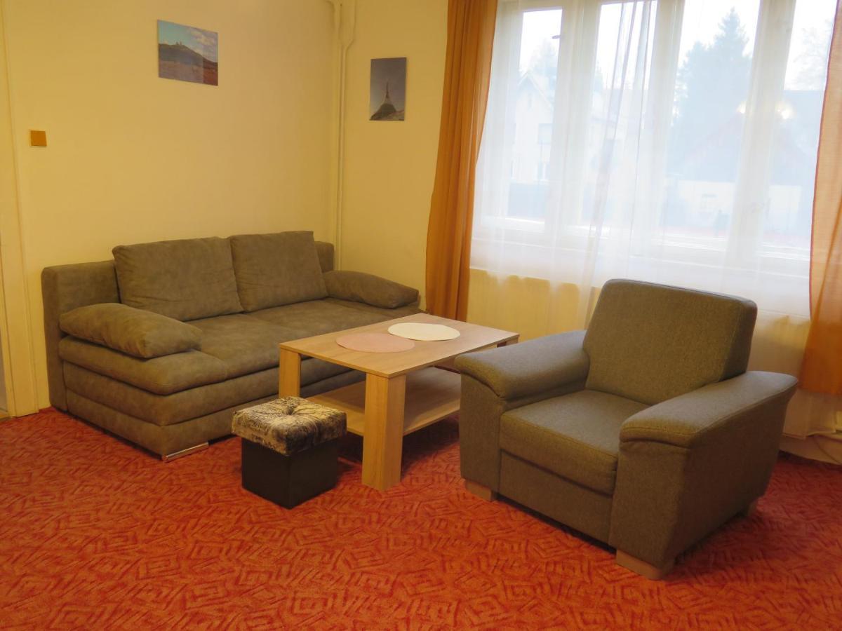 Apartman Hruba Skala דירה Hrubá Skála