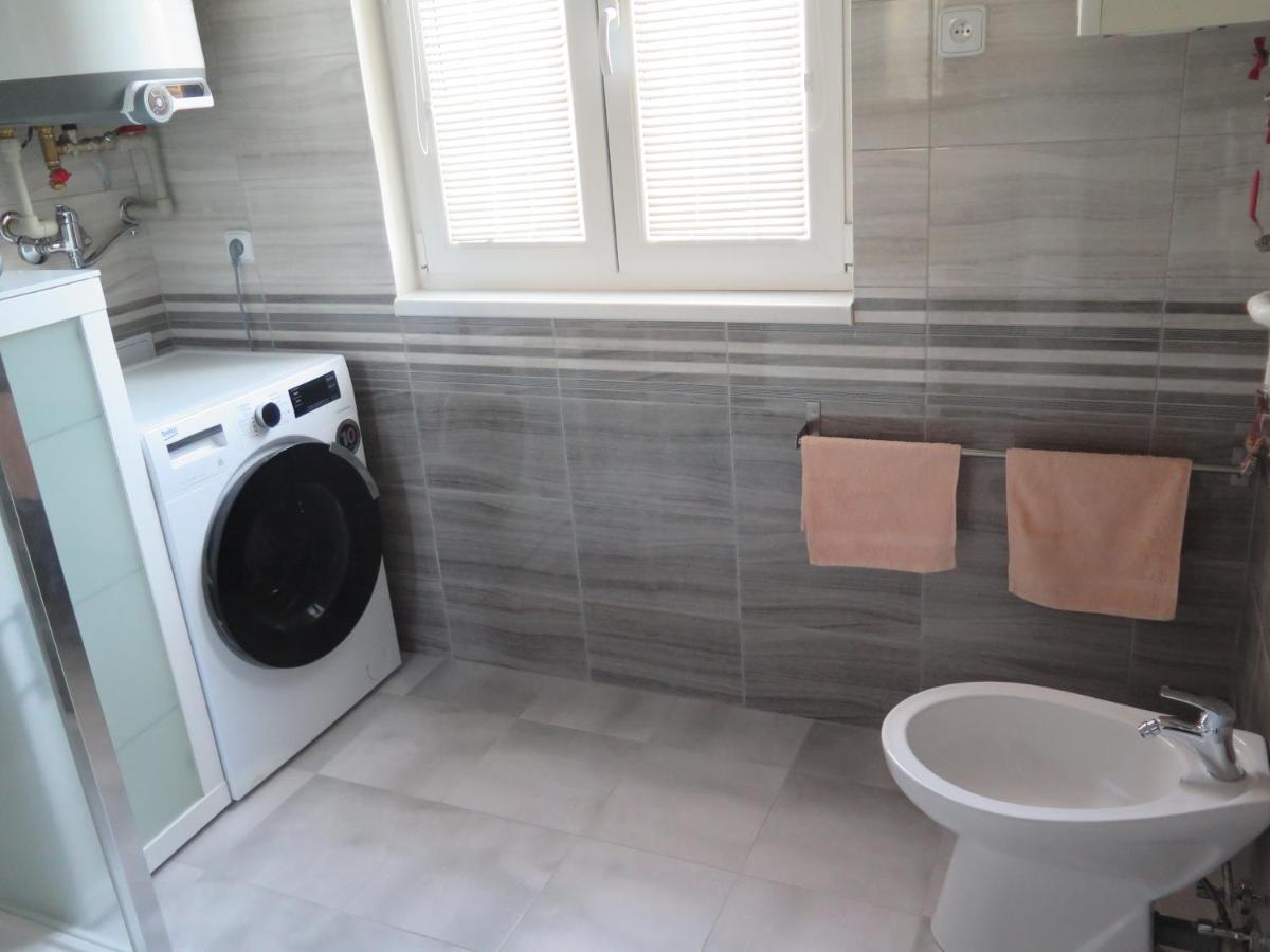 Apartman Hruba Skala Apartament