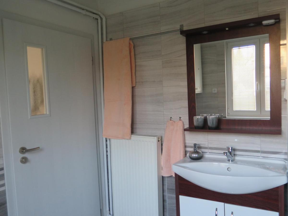 Apartman Hruba Skala דירה
